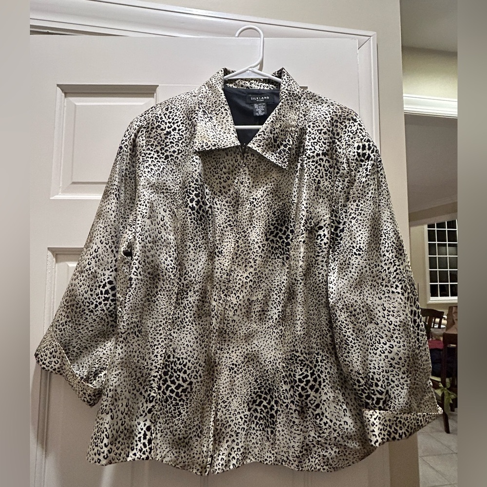 𝅺SILKLAND Leopard Silk Blazer 100% silk zippered jacket Size 2X